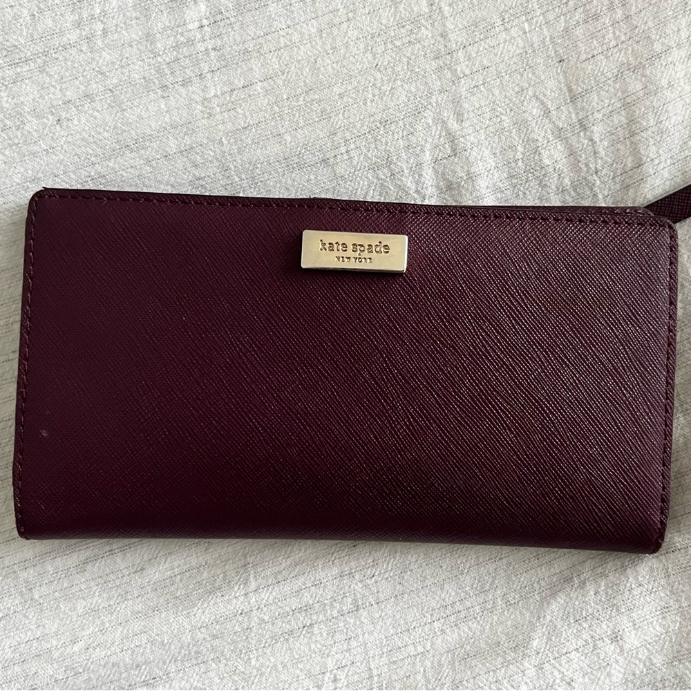 Kate Spade Burgundy Wallet